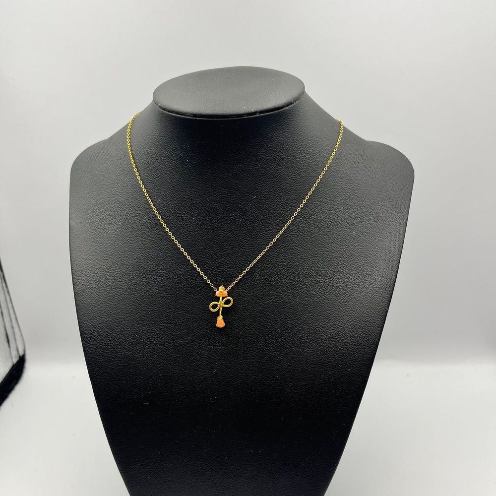 Woman’s vintage 1/20 gold filled natural coral necklace